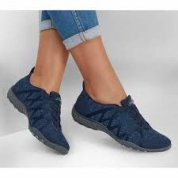 Skechers® Relaxed Fit Breathe Easy Infi-Knity Slip On Sneakers in Navy - Picture 13 of 16